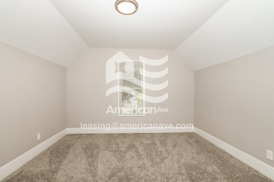 Building Photo - 3321 Peachtree Ave