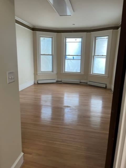 LARGE BEDROOMS! - 659 Southbridge St