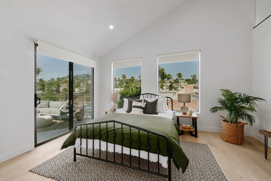 Building Photo - 3429 Larissa Dr