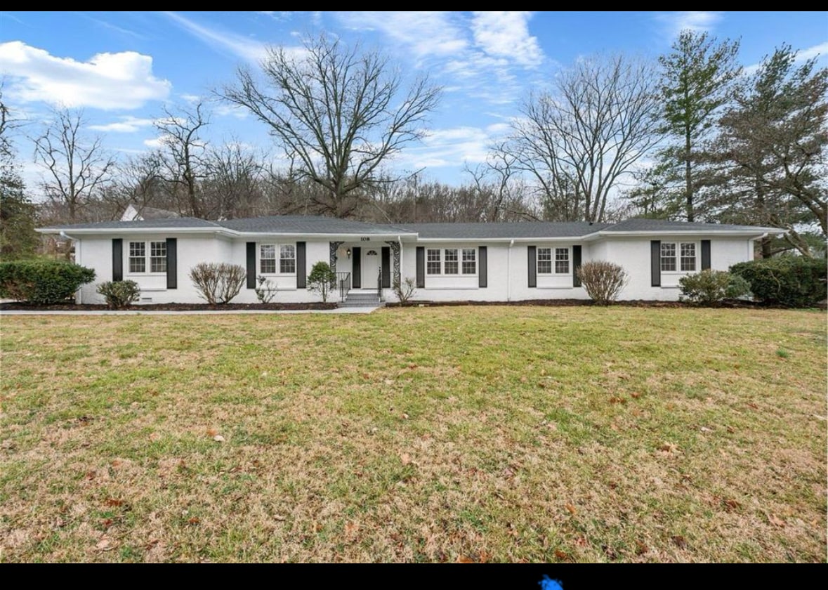 Building Photo - 108 Lynnwood Dr