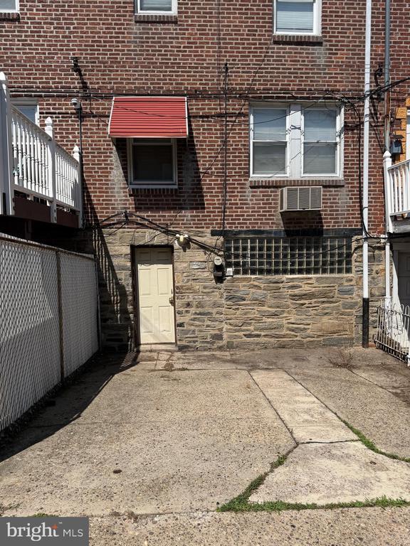 Building Photo - 4103 I St