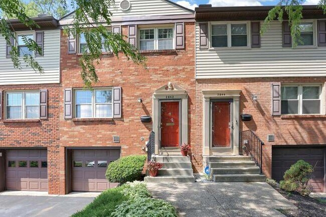 Building Photo - 2842 Kingsrowe Ct