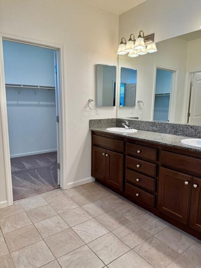 Building Photo - 1762 Bolton Ave