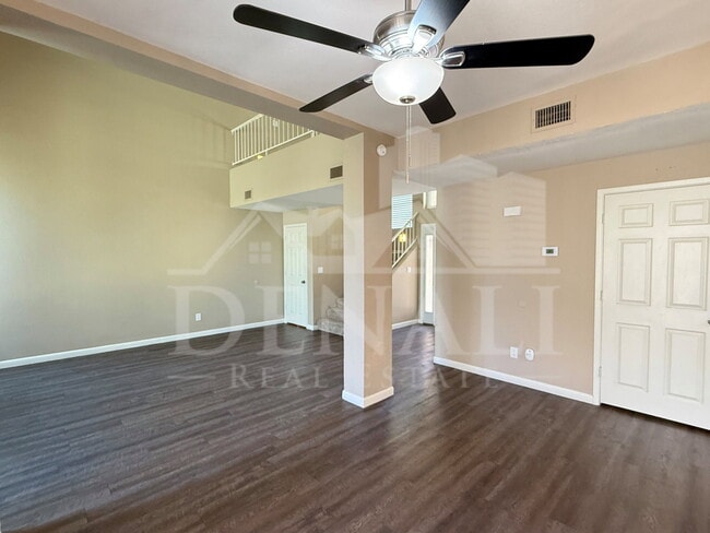 Building Photo - 2073 N Sunset Dr