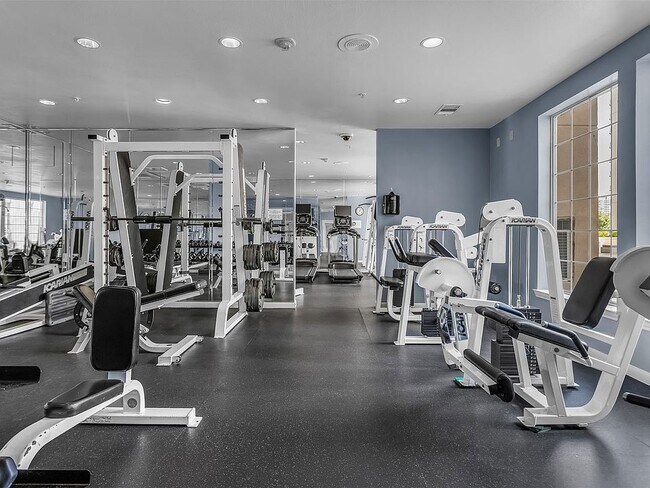 Building Photo - 3225 Turtle Creek Blvd Blvd