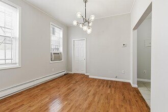 Building Photo - 154 South St