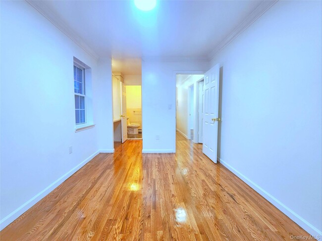 Building Photo - 3080 Middletown Rd