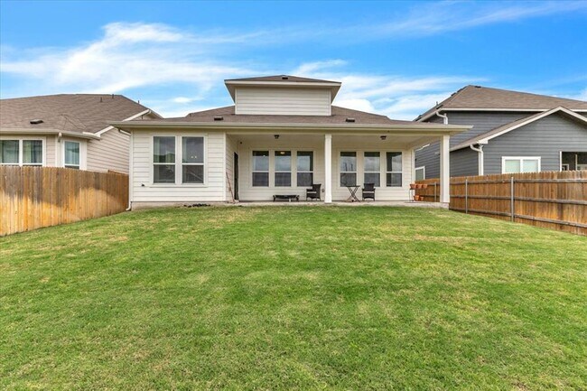 Building Photo - 17608 Penfolds Dr