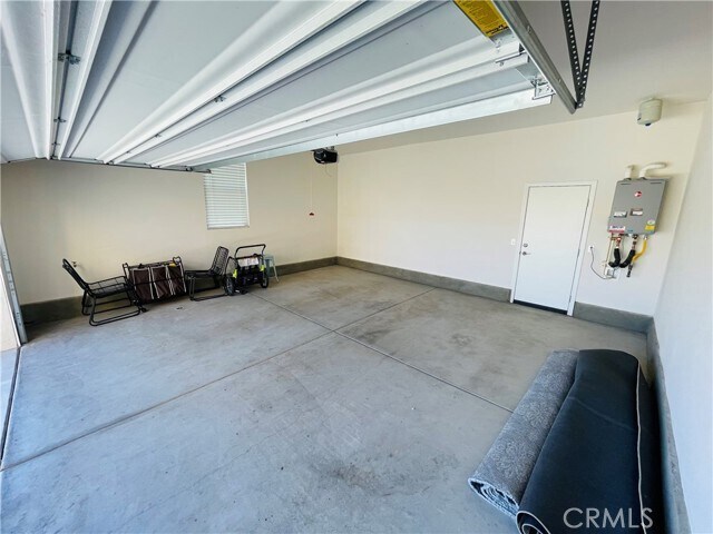 Building Photo - 34173 Helenium St