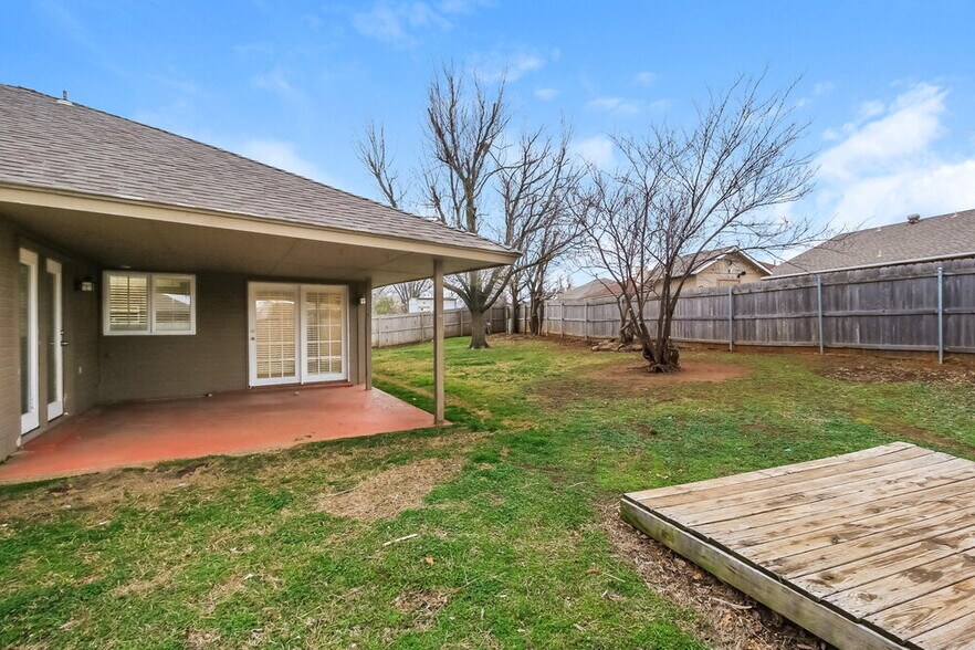 Building Photo - 8117 Turtle Dove Dr