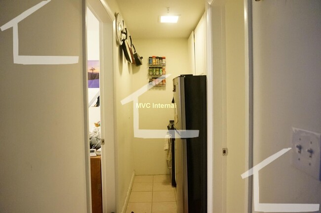 Building Photo - Spacious One Bed Coming Available