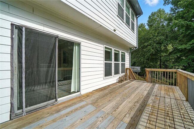 Building Photo - 6030 Ellington Cove