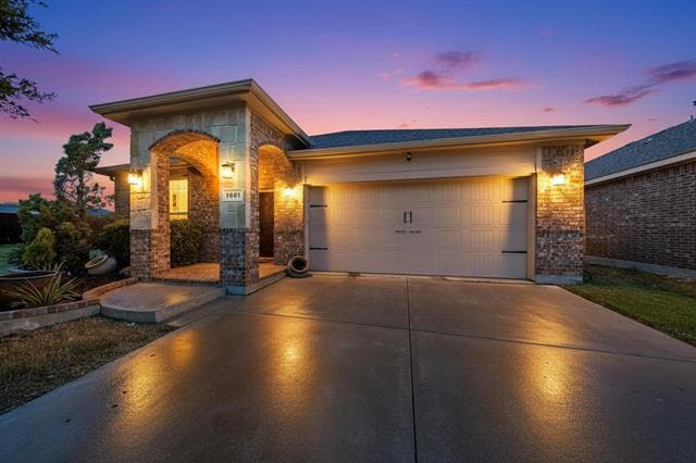 Building Photo - 1801 Velarde Rd