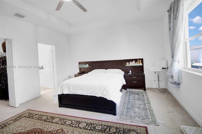 Building Photo - 1382 SE 26th Rd