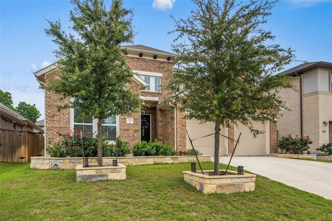 Building Photo - 2213 Santa Isabella Dr