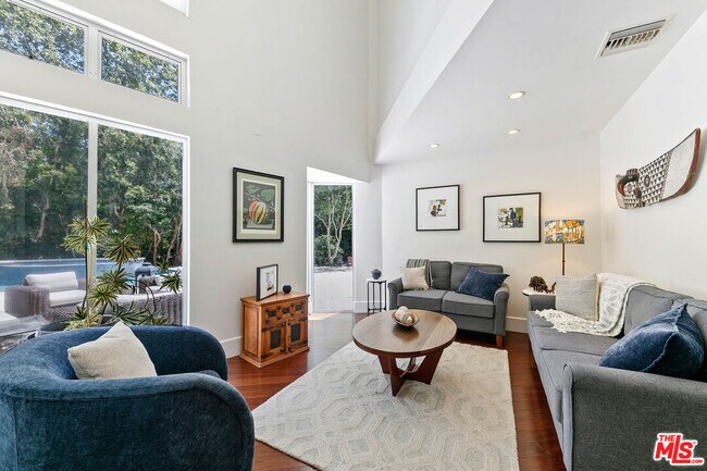 Building Photo - 6314 Sycamore Meadows Dr