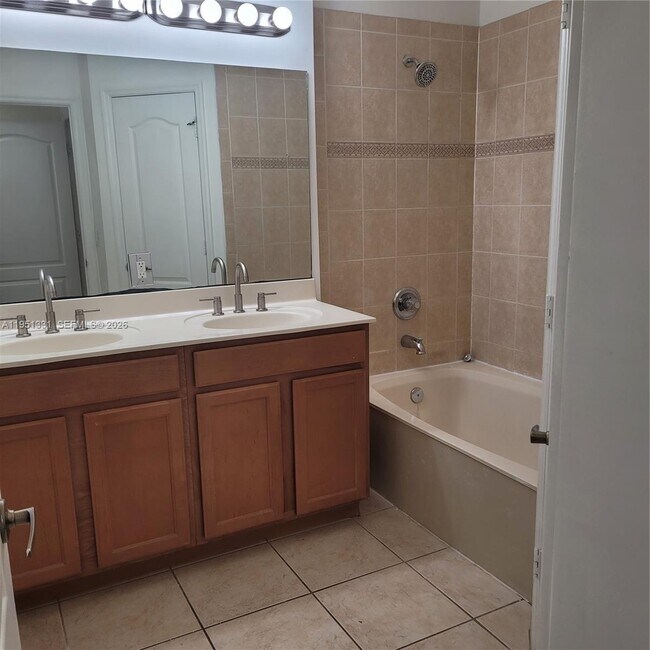 Building Photo - 27301 SW 140th Ct