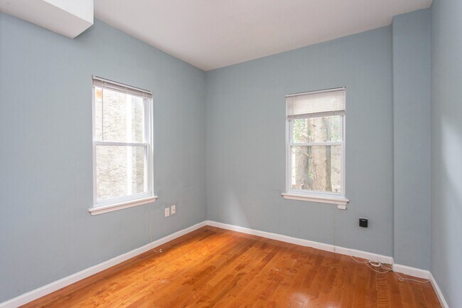 Building Photo - 2016 N 18th St