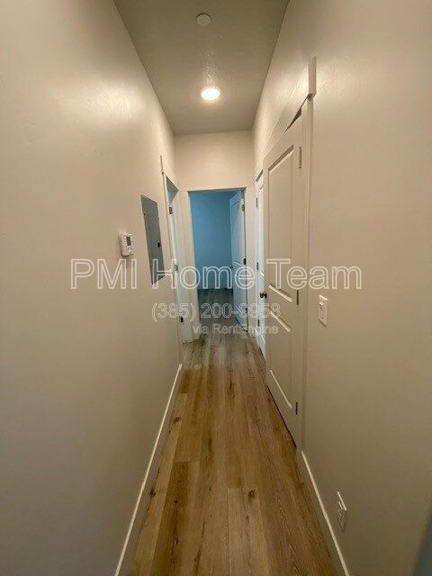 Building Photo - 2874 Kiesel Ave