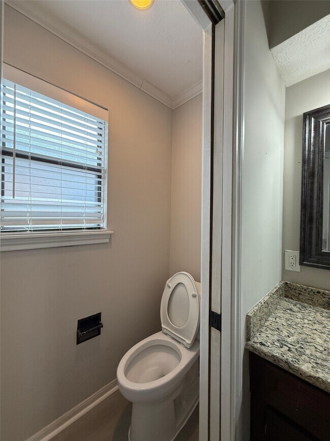 Building Photo - 1042 Cascade Creek Dr