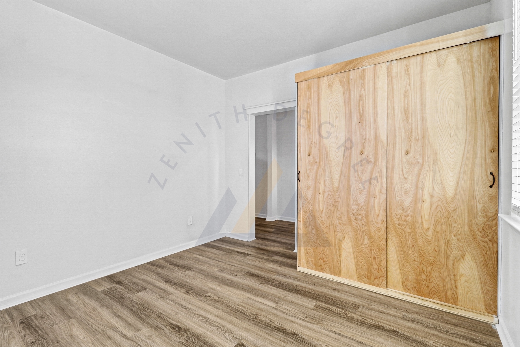 Building Photo - 120 Hiatus Ct