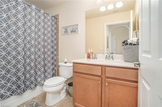 Building Photo - 9731 Acqua Ct