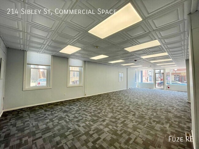 Building Photo - 214 Sibley St