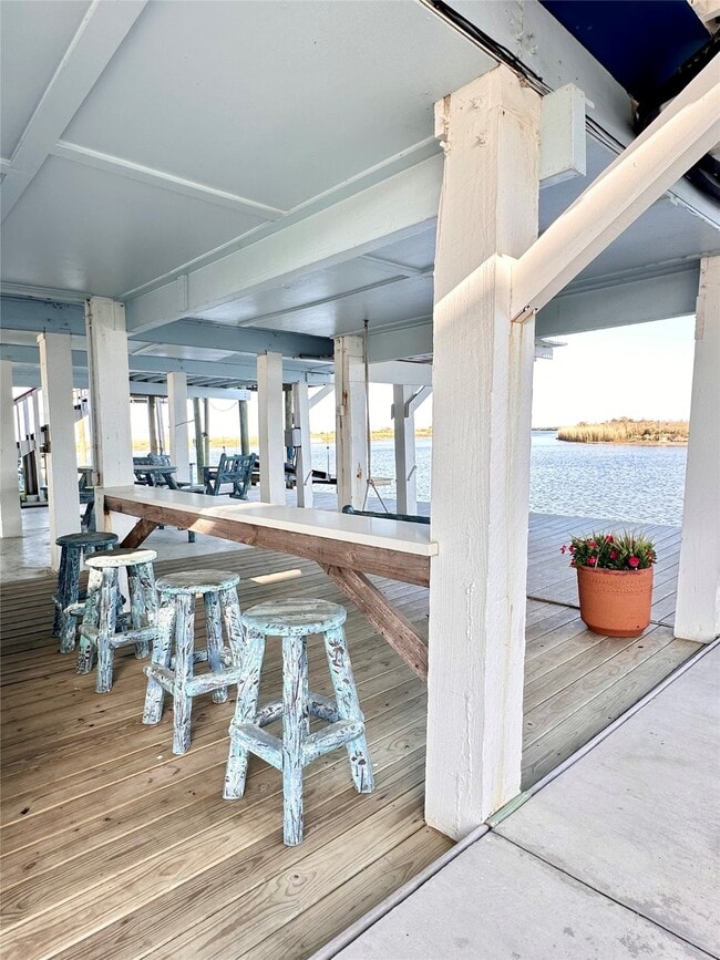 Building Photo - 395 Redfish Dr