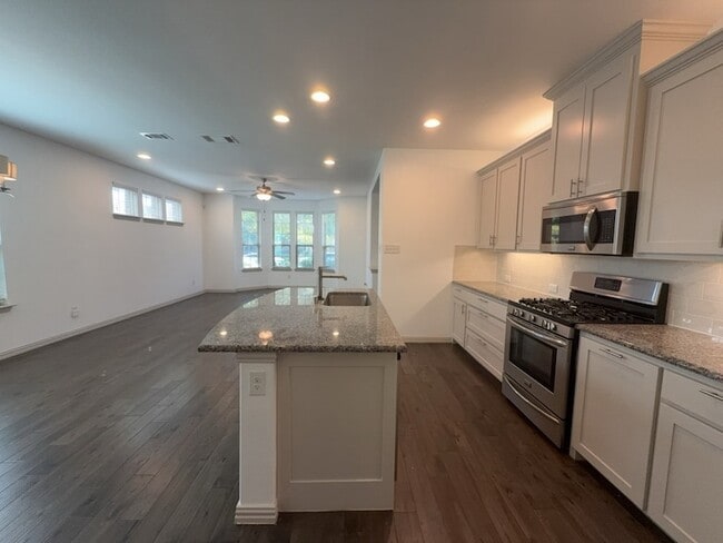 Building Photo - 4027 Snow Goose Trl