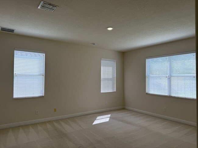 Building Photo - 2740 Swoop Cir