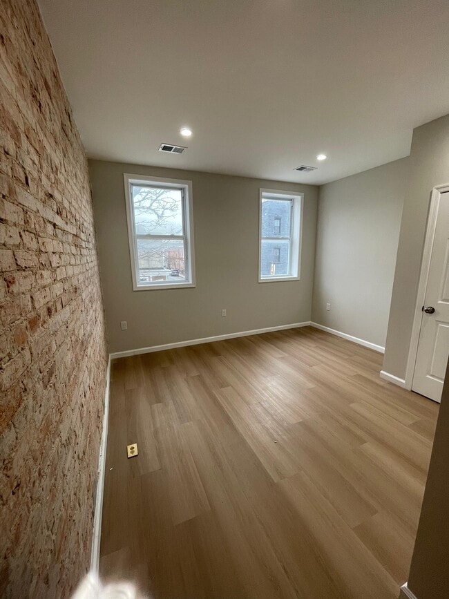 Building Photo - S. Carey - B