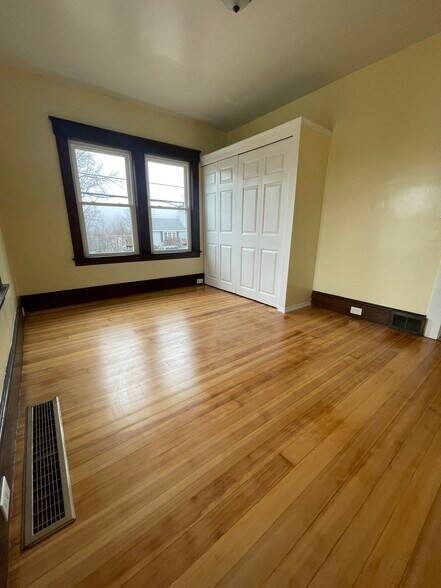Building Photo - 188 Beech St