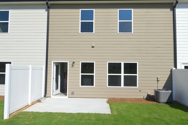 Building Photo - New Construction Townhouse in Oakwood