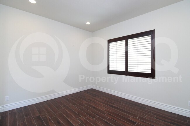 Building Photo - 26756 W Piute Ave