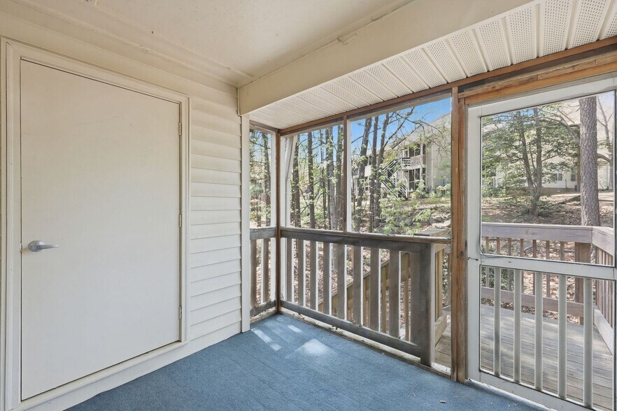 Building Photo - 4915 Arcadian Ct
