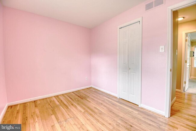 Building Photo - 800 Baltimore Annapolis Blvd