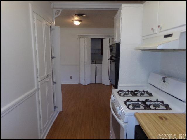 Building Photo - 6 Duval Cir