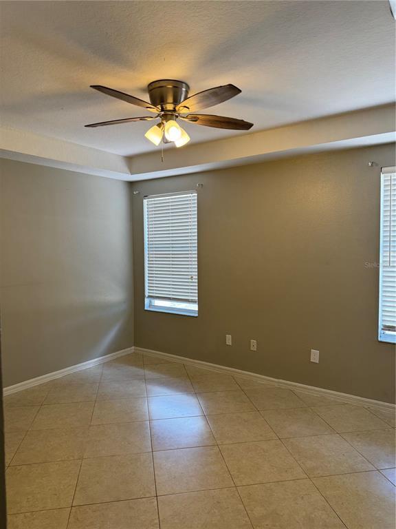 Building Photo - 18006 Birdwater Dr