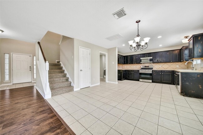 Building Photo - 32126 Willow Creek Park