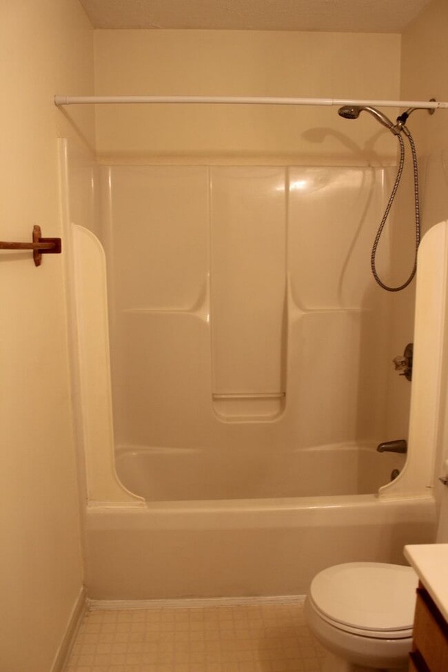 Building Photo - Reilly Rd. Area