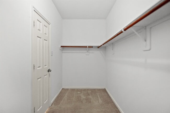 Building Photo - 12806 Pecan Shores Dr