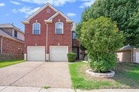 Building Photo - 4213 Sharondale Dr