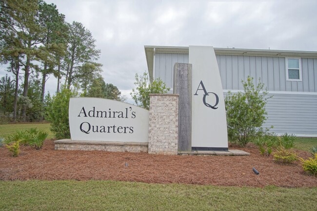 Building Photo - Spacious 3BR/2.5BA Townhome with 1-Car Garage in Admiral’s Quarters—Pool, Dog Park, Near 9 Mile R...