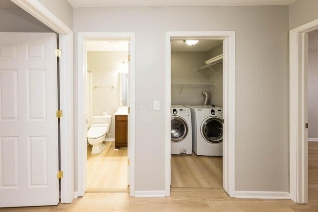 Building Photo - 2439 Sutter Pkwy