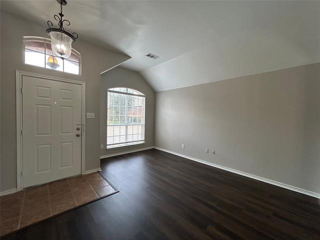 Building Photo - 4215 Glen Garden Dr