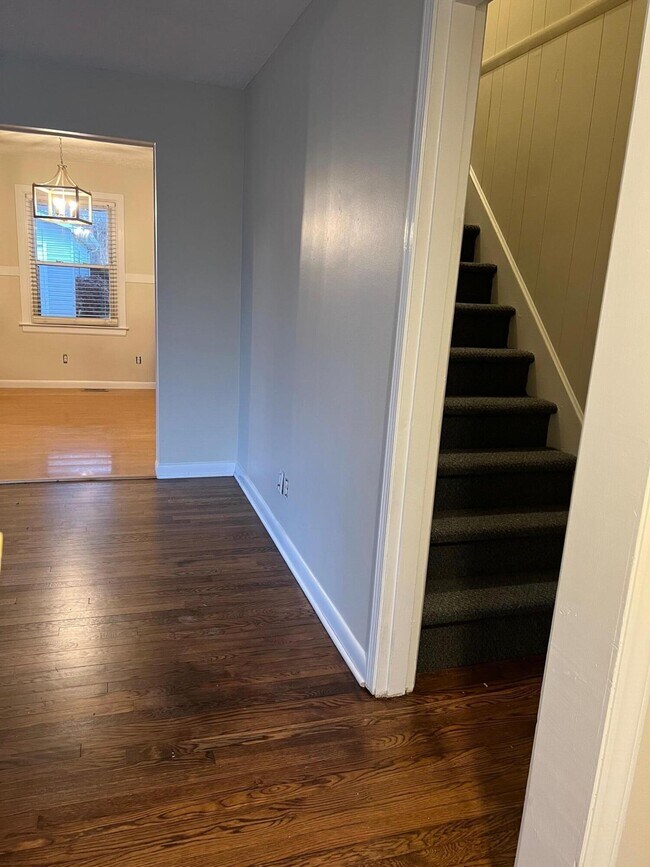 Building Photo - 1659 Strader Dr