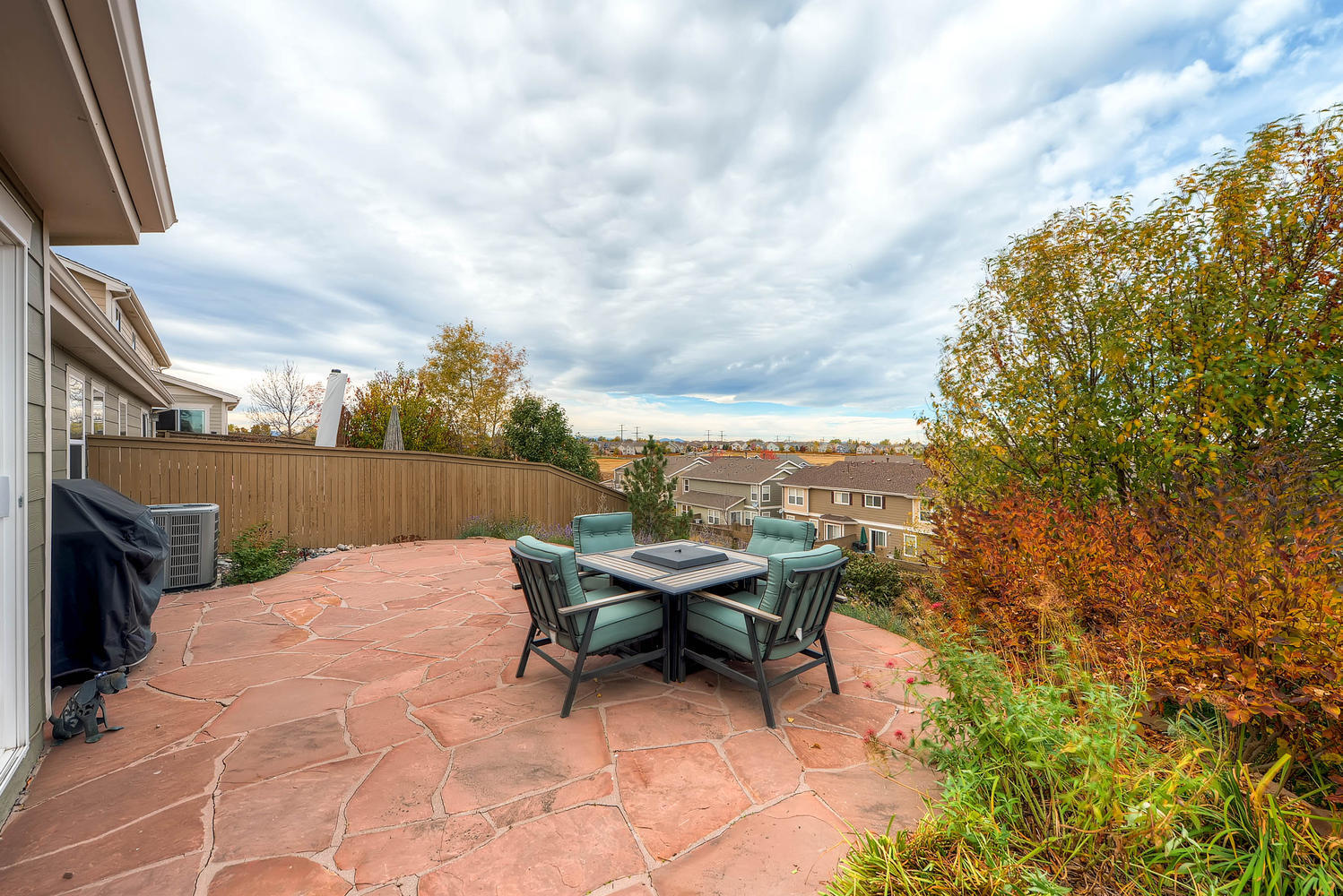 Building Photo - 6079 Raleigh Cir