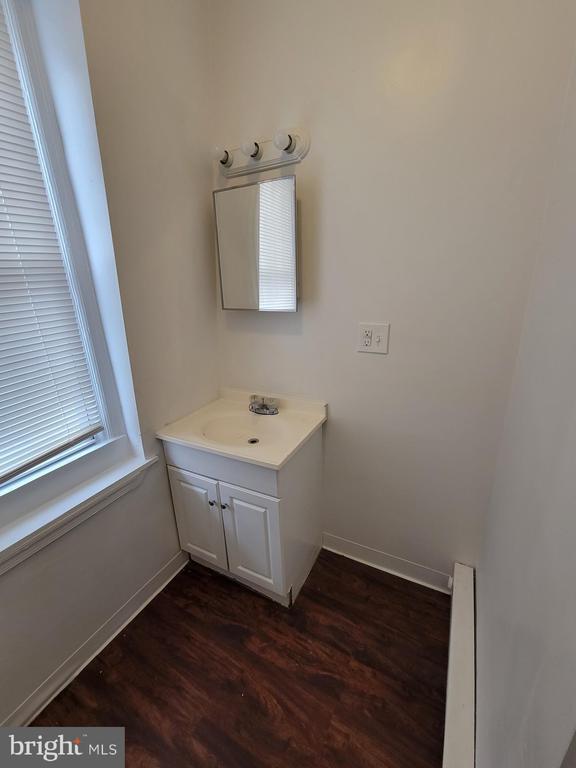 Building Photo - 251 S 51st St