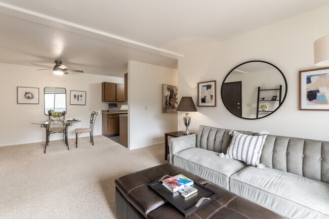 Interior Photo - Chestnut Hills Apartments