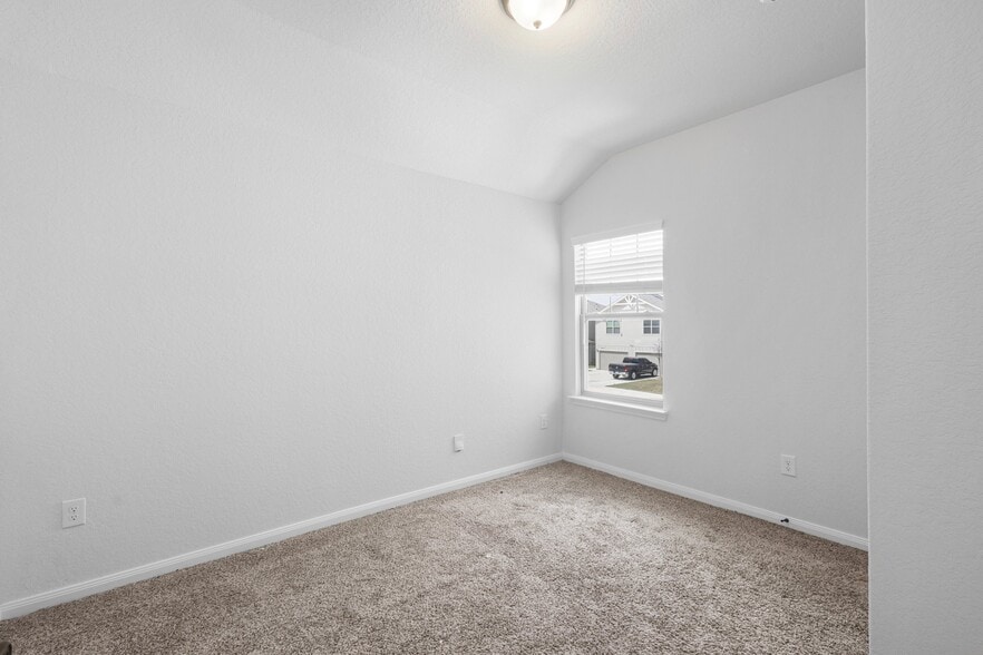 Building Photo - 2302 Tulipwood Cv